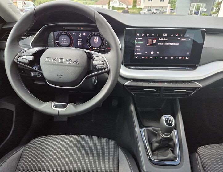 Škoda Octavia 10