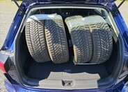 Volkswagen Golf 11