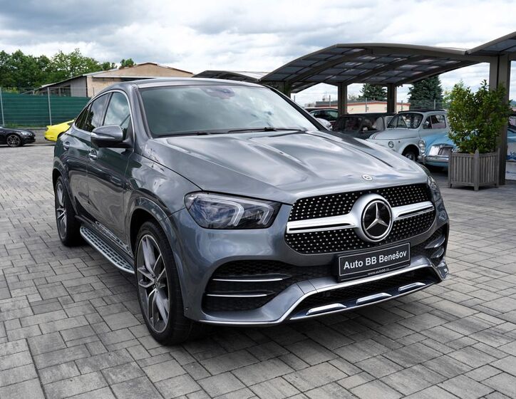 Mercedes-Benz GLE 8
