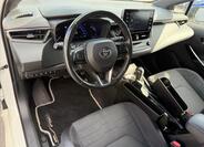 Toyota Corolla 4