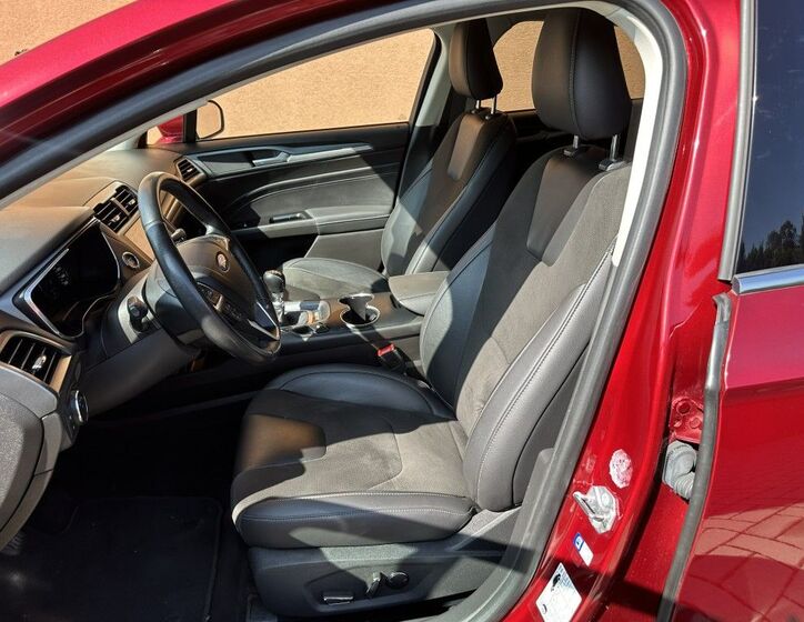 Ford Mondeo 18