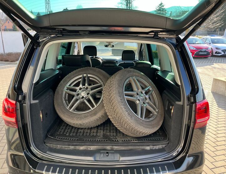 Volkswagen Sharan 32
