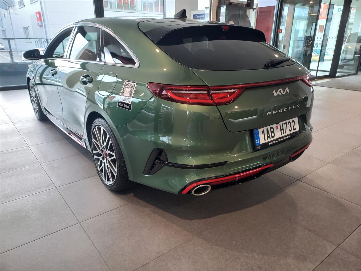 KIA ProCeed