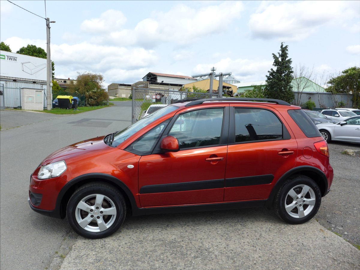 Suzuki SX4