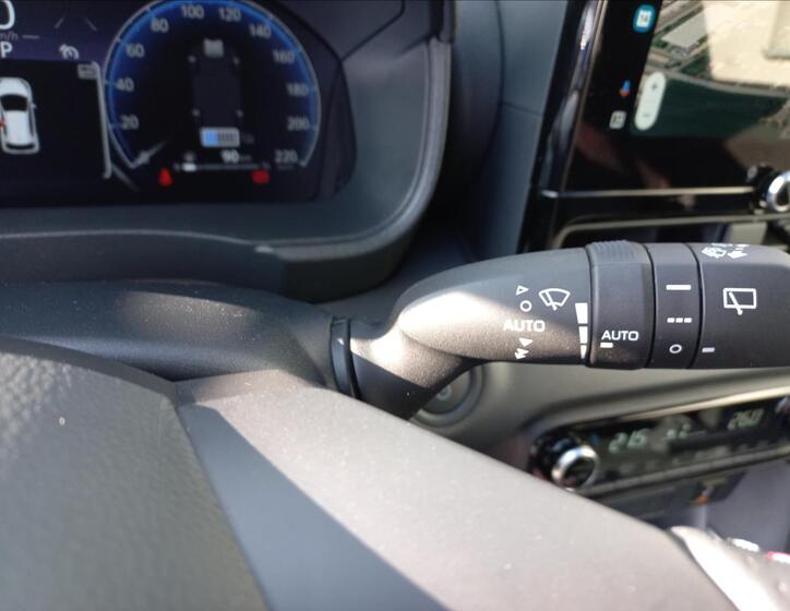 Toyota Yaris 18