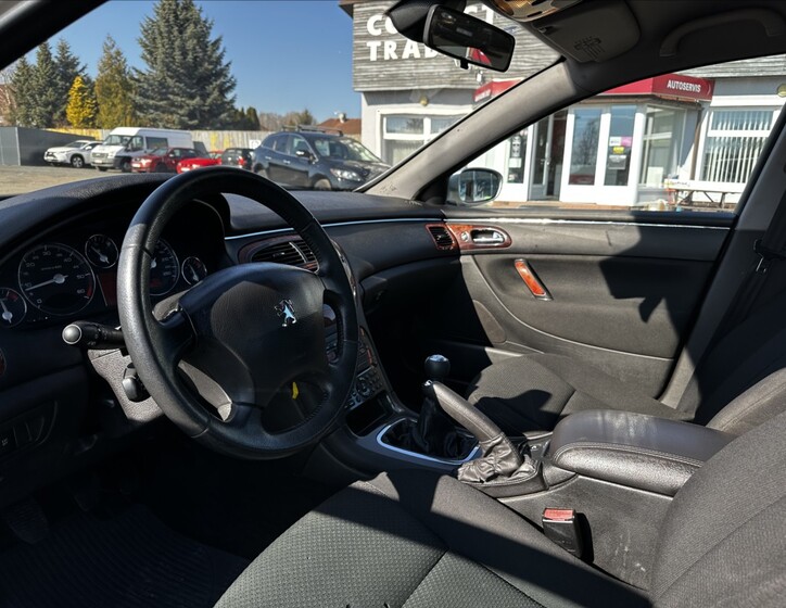 Peugeot 607 12