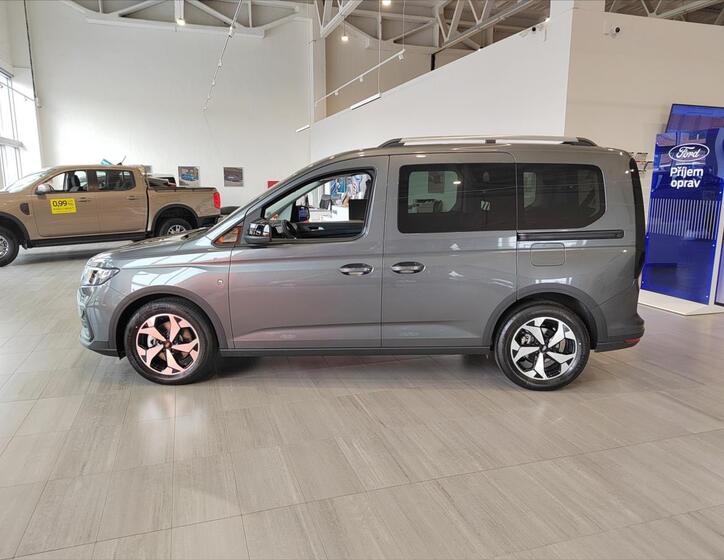 Ford Tourneo Connect 8
