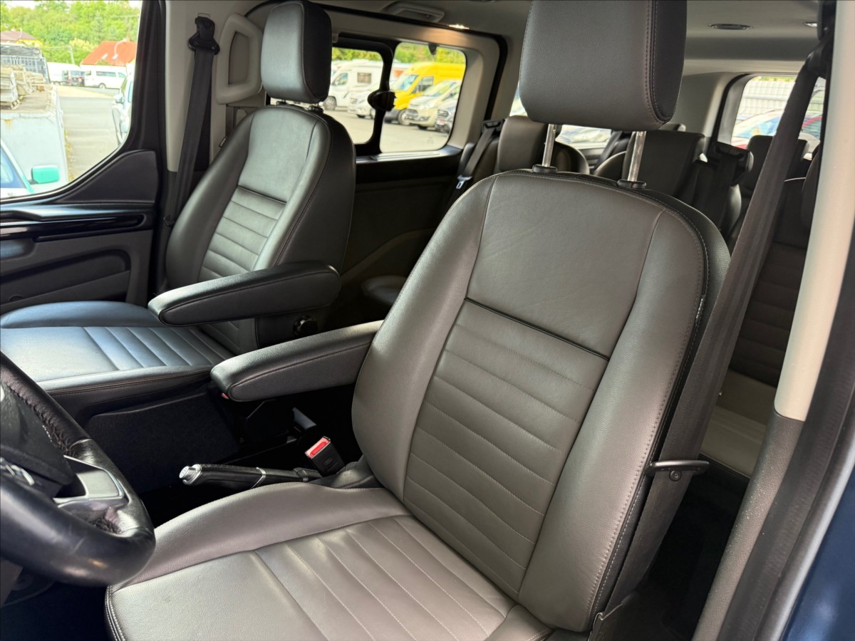 Ford Tourneo Custom