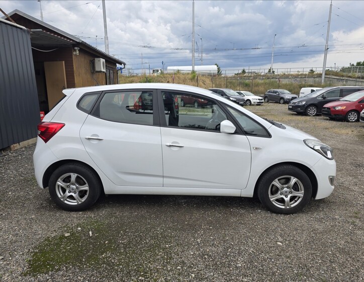 Hyundai ix20 4