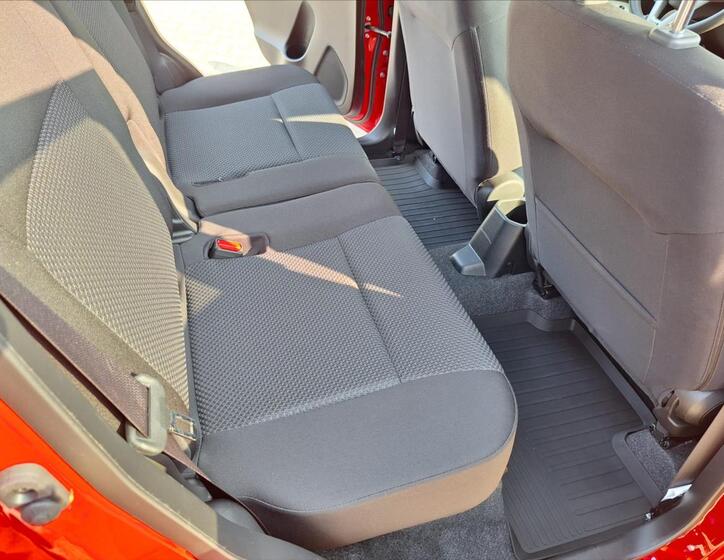 Suzuki Ignis 8