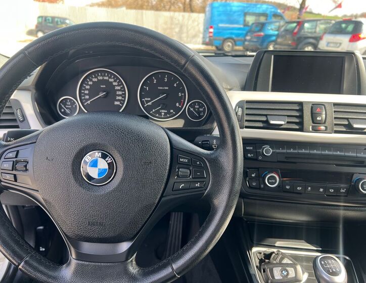 BMW Řada 3 18