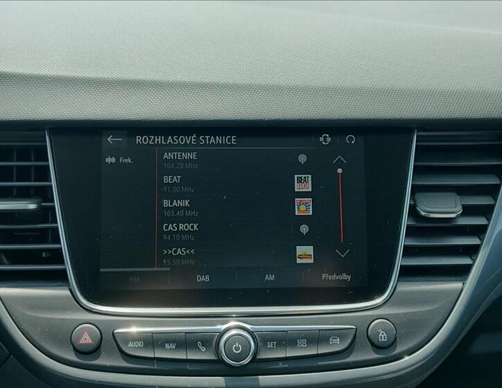 Opel Crossland 10