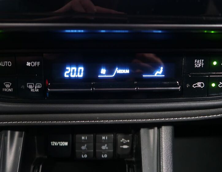 Toyota Auris 23