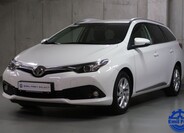 Toyota Auris 1