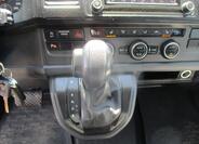 Volkswagen Caravelle 18