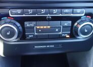 Volkswagen Golf 23