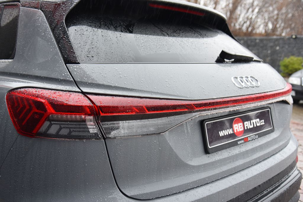 Audi Q4