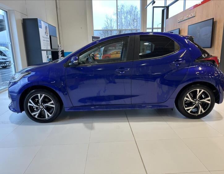 Toyota Yaris 4