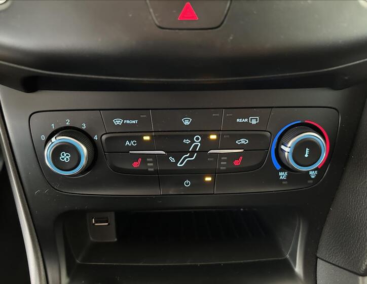 Ford Focus 16