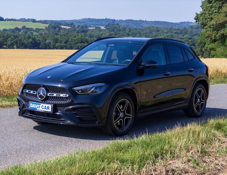 Mercedes-Benz GLA 3