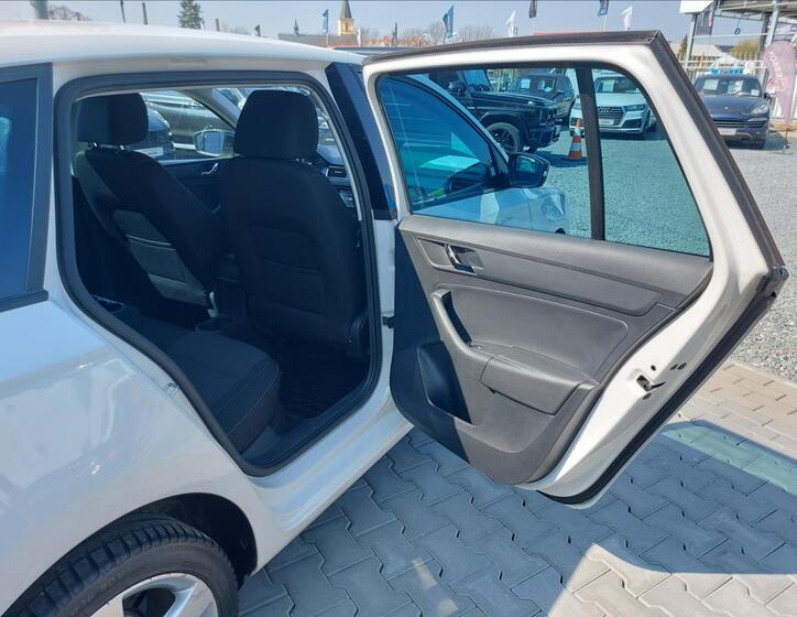 Škoda Rapid 15