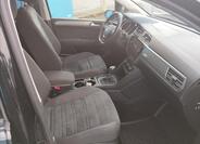 Volkswagen Touran 8