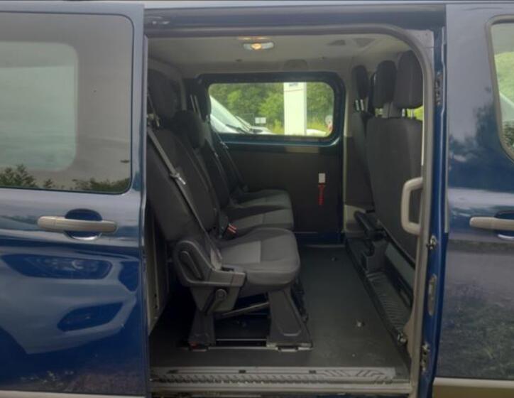 Ford Transit Custom 10