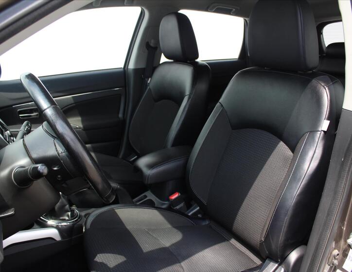 Citroën C4 Aircross 10