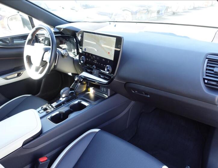 Lexus NX 350h 41