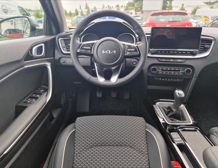 KIA XCeed 16