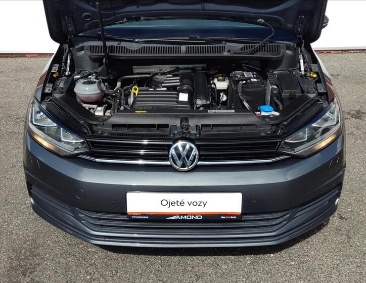 Volkswagen Touran 24