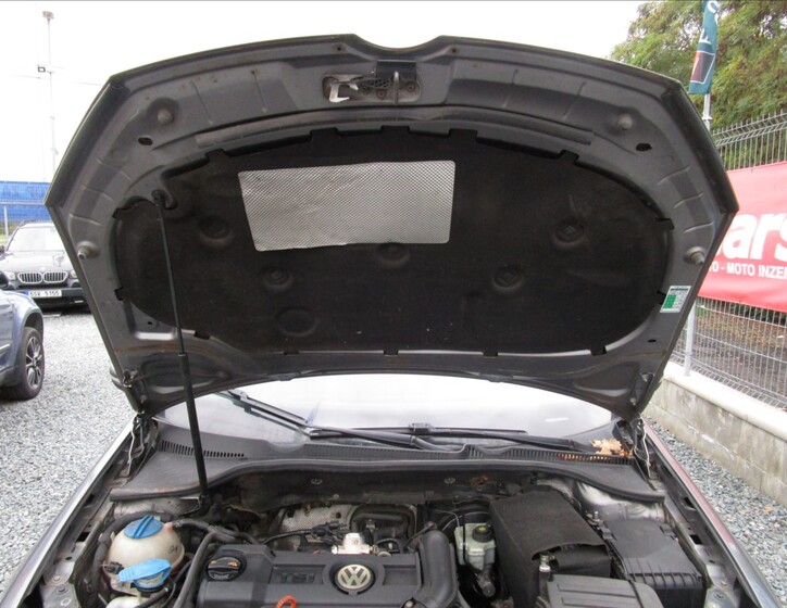 Volkswagen Golf 37