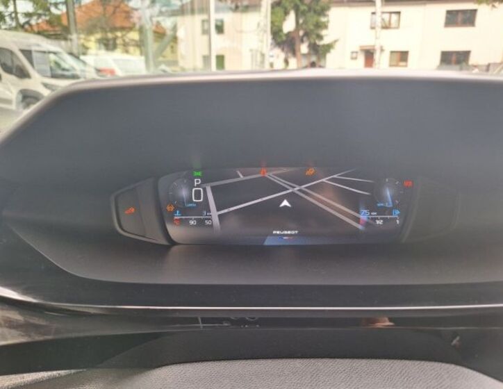 Peugeot 408 14