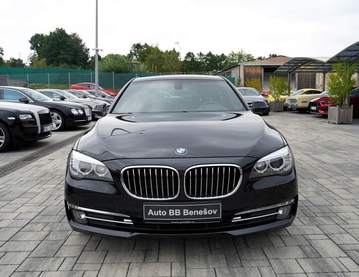 BMW Řada 7 1