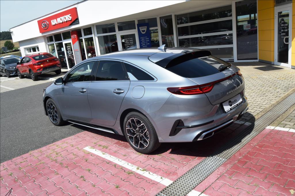 KIA ProCeed