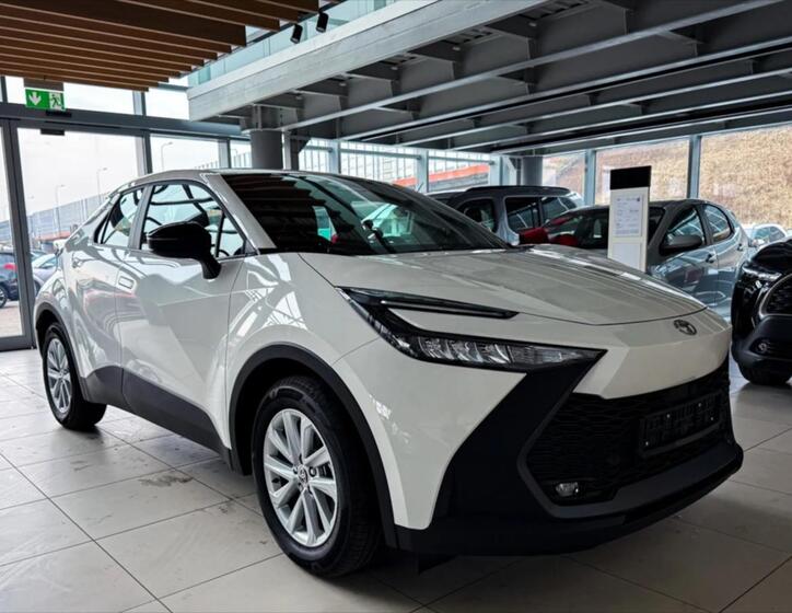 Toyota C-HR 1
