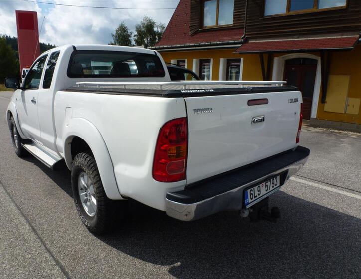 Toyota Hilux 12