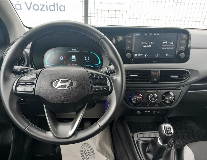 Hyundai i10 9