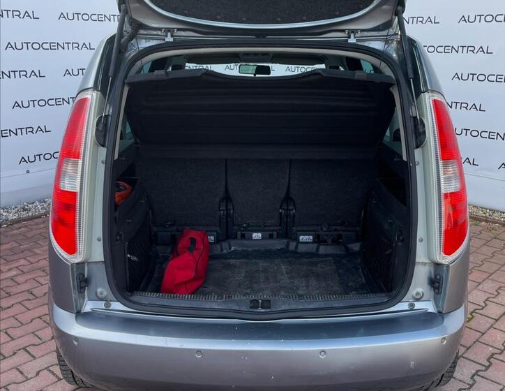 Škoda Roomster 10