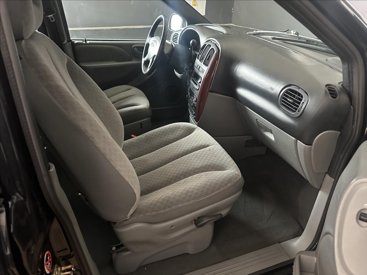 Chrysler Voyager