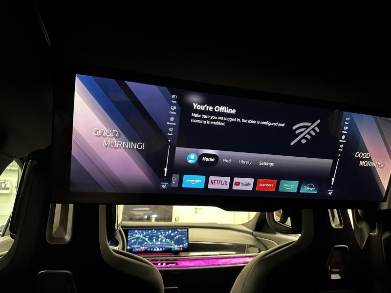 BMW i7