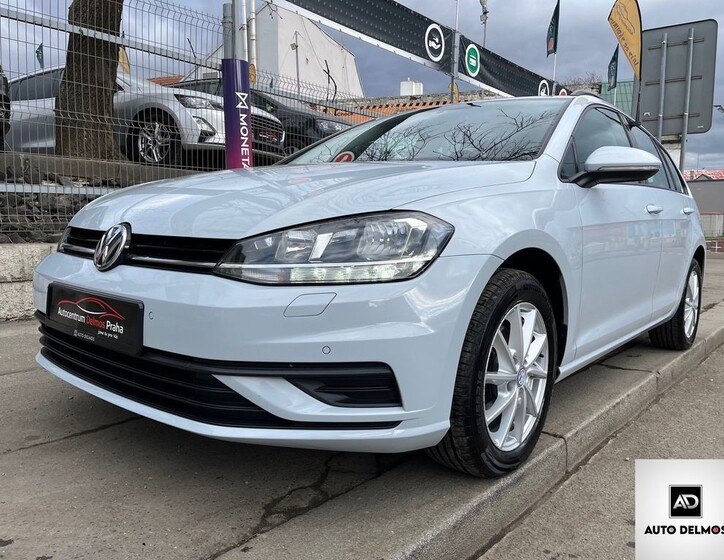 Volkswagen Golf 1
