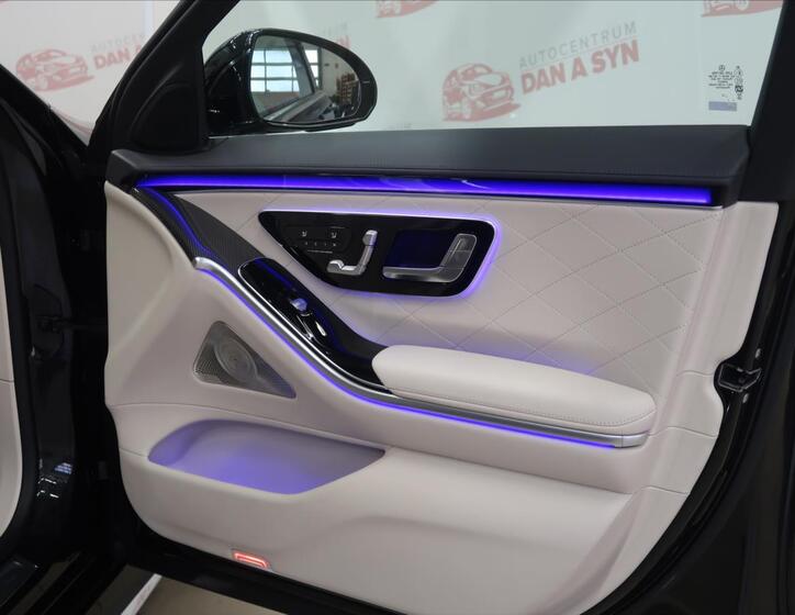 Mercedes-Benz Třídy S 11