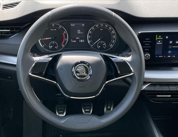 Škoda Octavia 8