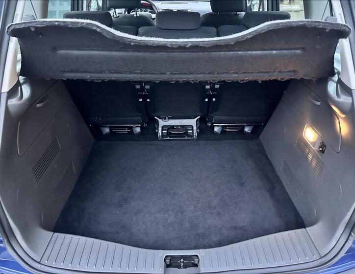 Ford C-MAX 5