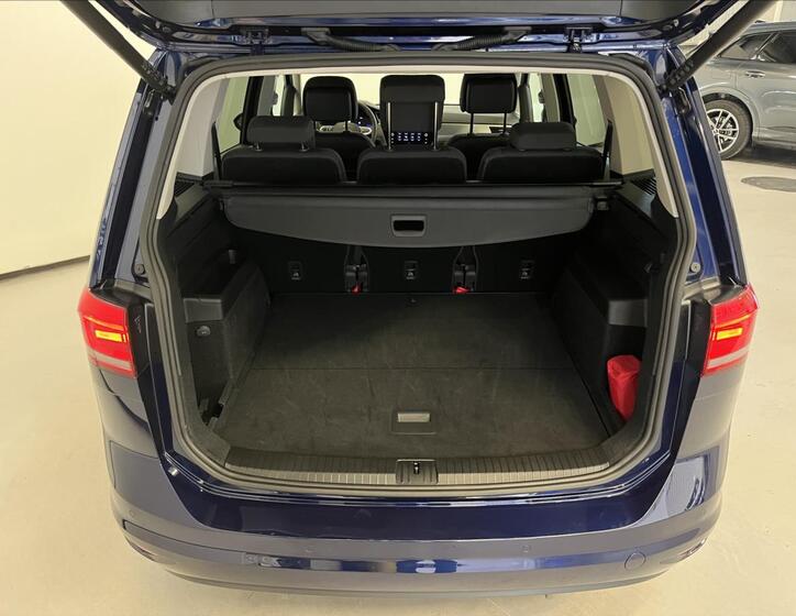 Volkswagen Touran 29