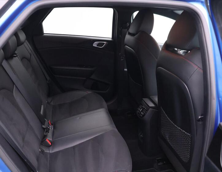 KIA ProCeed 15