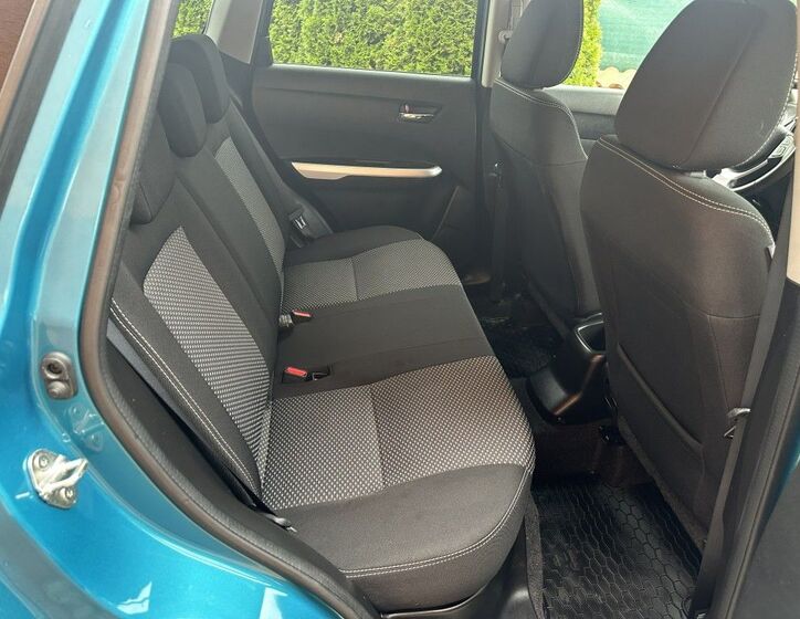 Suzuki Vitara 24