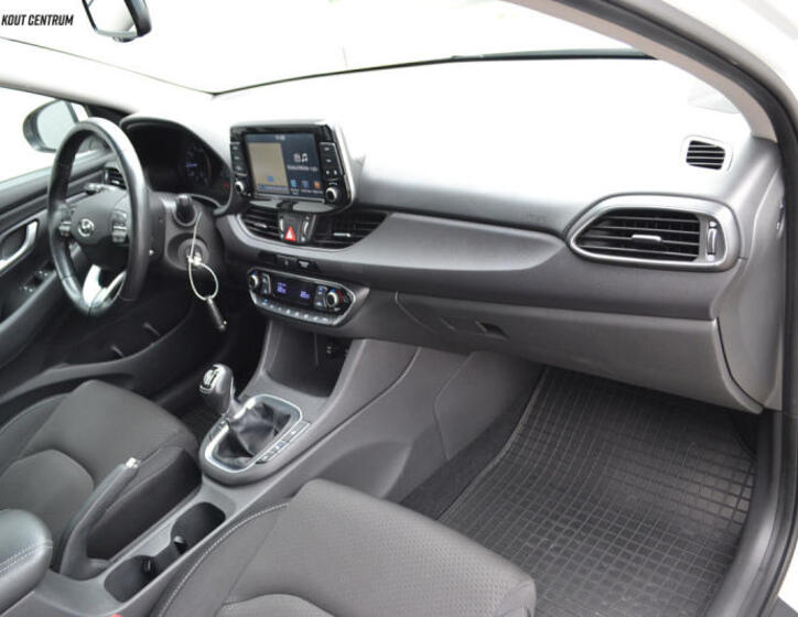 Hyundai i30 13