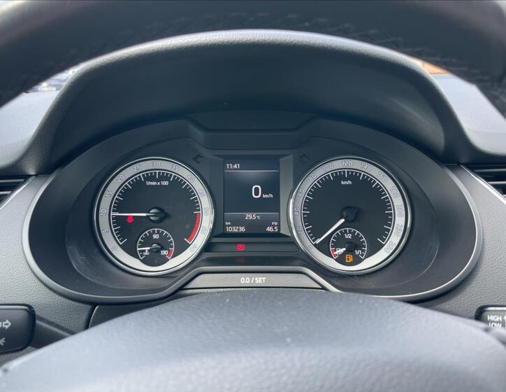 Škoda Octavia 9
